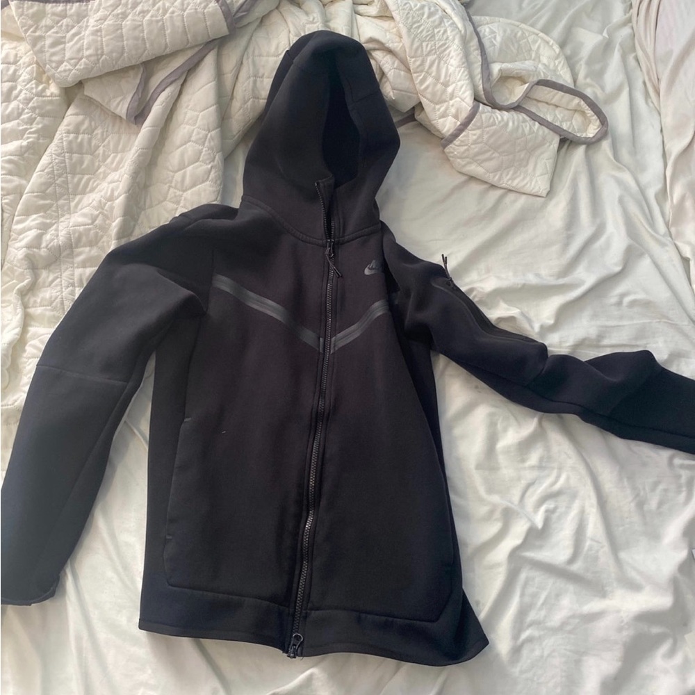 nike tech hoodie men small